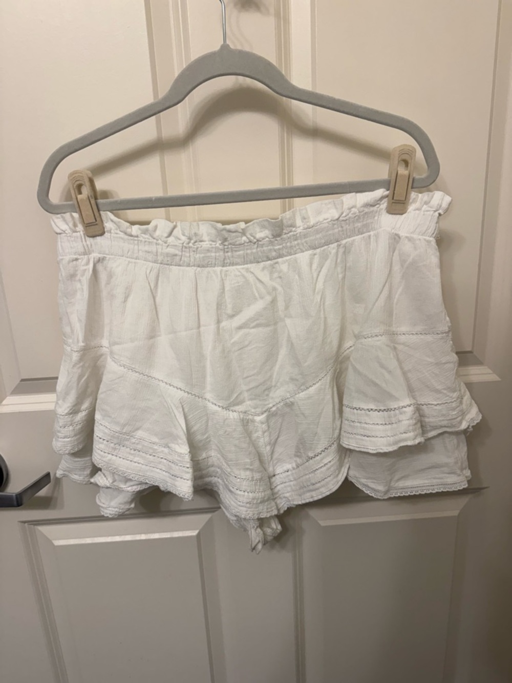 aerie White Tiered Ruffle Skort Shorts